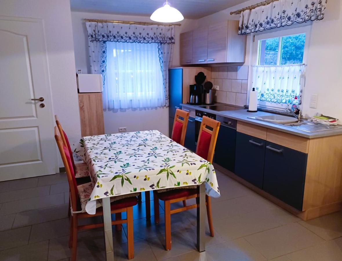 Ferienhaus Langenhecke 18 Бад-Мюнстерайфель Экстерьер фото
