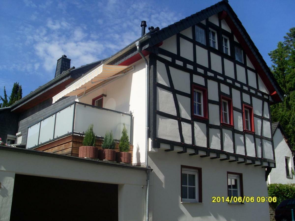 Ferienhaus Langenhecke 18 Бад-Мюнстерайфель Экстерьер фото